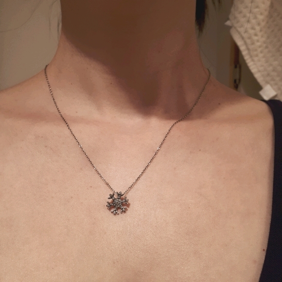 Silver Snowflake Necklace - Picture 2 of 9